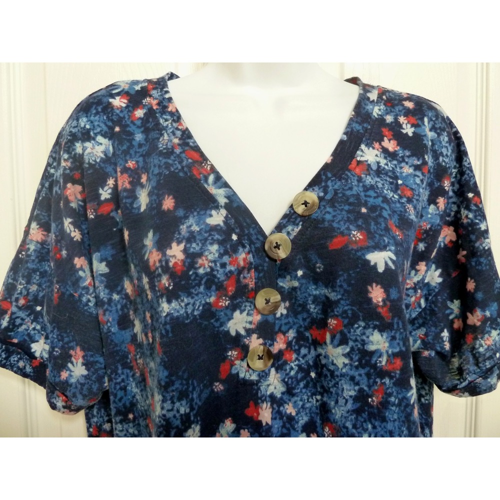 NEW DIRECTIONS Sz L, 12/14 Dolman Cuffed Sleeve Dark Floral Top Henley Hi-Lo